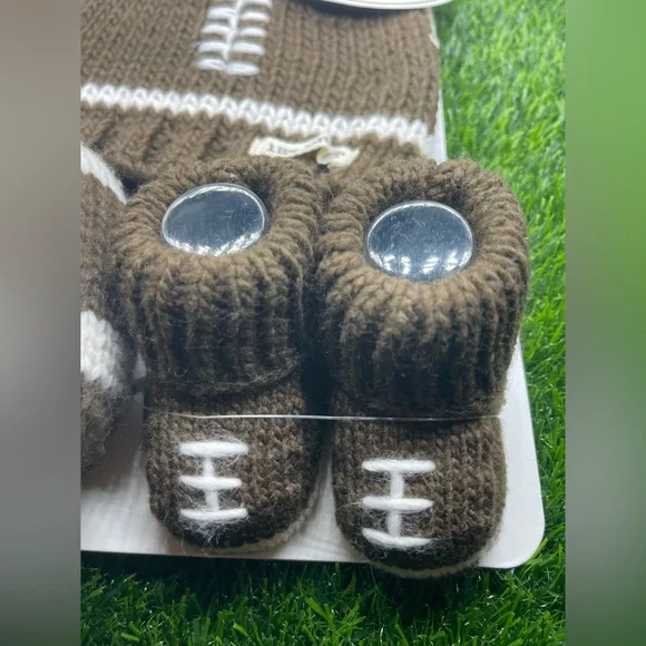 Knitted Football Baby Set, First Draft Pick, 0-12 mos., NWT 🏈 - Picture 4 of 4